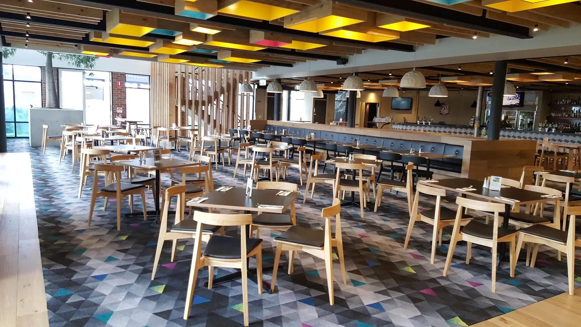 ***  Highlander Hotel Bar Kitchen Rooftop Adelaide Australia